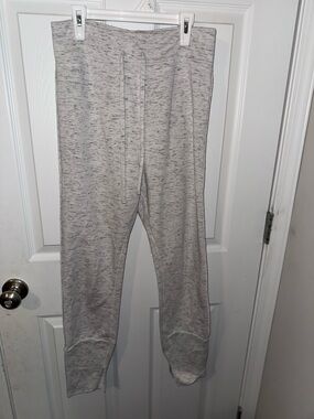 a new day Light Heather Gray Sweatshirt Tag Close-Up